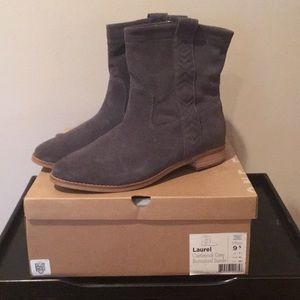 Toms Laurel burnished suede boots